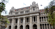 Ahora, el gobierno no descarta incluir a una mujer entre los posibles cortistas supremos: ¿Qué nombre suena?