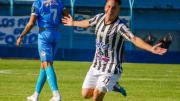 Claypole avanza a paso firme de la mano de Roque Drago