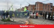 Arde Trelew por manifestación de la UOCRA