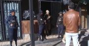 Una mujer resultó herida tras una disputa con su socio al interior de un local, el sujeto quiso apuñalarla