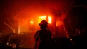 Pareja de ancianos ve morir a su hijo tras incendio de su vivienda