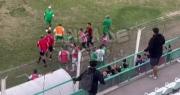 Final a las piñas: a Desamparados le dieron tres penales, lo ganó sobre la hora y Peñarol terminó con 8 jugadores