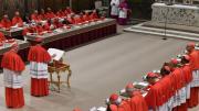Las facciones de la Iglesia Católica que dirimen la elección del nuevo Papa