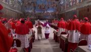 Las primeras Imágenes de León XIV en el Vaticano: oración a solas y un guiño a la sencillez