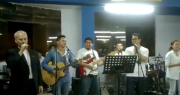 El papa León cantó villancicos en Perú y el momento se volvió viral tras su designación