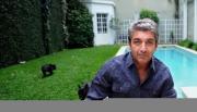 Así es la casa de Ricardo Darín: fue construida en 1938 y tiene un jardín soñado