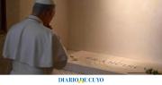 El papa León XIV visitó la tumba de Francisco en la Basílica Santa María la Mayor