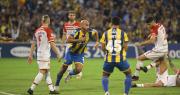 Estudiantes perdió con Rosario Central y quedó afuera del Torneo Apertura 2025