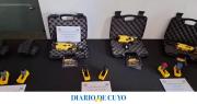La Policía de San Juan presentó las pistolas Taser y los uniformados que las portarán en la vía pública