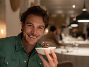 Crece el boom gastronómico en pantalla: cómo es la serie sobre los restaurantes premiados con Estrella Michelin
