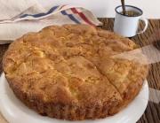 Torta húmeda de manzanas facilísima para acompañar los mates de la tarde