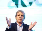 Luis Caputo culpó al kirchnerismo por el riesgo país y explicó por qué van a comprar reservas con el dólar a $ 1.000