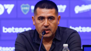 Riquelme le habló al hincha de Boca tras los insultos a la comisión en La Bombonera