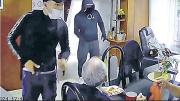 Hay 15 ataques salvajes por día contra abuelos en AMBA