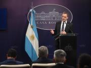 Reforma migratoria: un cambio difícil de aplicar, que ya intentó Macri y derogó Alberto Fernández