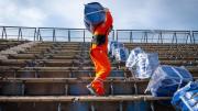 Las 10.000 nuevas butacas para la platea descubierta del Malvinas son de material reciclado en Junín