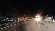 Un muerto y tres heridos tras un choque frontal en Ruta 40, en Villa La Angostura