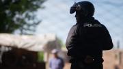 Cansada de que su medio hermano le robe marihuana lo enfrentó y directamente le disparó