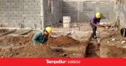 El empleo formal registró una leve mejora en febrero pero los salarios siguen perdiendo
