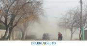 Por el efecto del viento Zonda en San Juan, la temperatura subió a 33 grados: cuándo llega el Sur