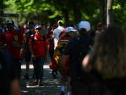 En Imola, como en Constitución: un tren demorado y explicaciones nulas para llegar a tiempo a alentar a Franco Colapinto en su regreso a la F1