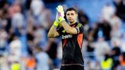 Dibu Martínez se iría de Aston Villa y tiene ofertas de dos grandes de Europa