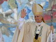 El papa León XIV recibió los símbolos del poder pontificio e inició su papado ante 150 mil fieles: fuerte llamado a la paz y el recuerdo de Francisco