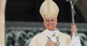 El papa León XIV recordó a Francisco y pidió por la paz mundial: Fui elegido sin ningún mérito