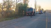 Un joven de 25 años murió en un accidente al estrellar su auto contra una arboleda