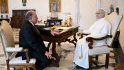 El canciller Werthein visitó al papa León XIV: Tiene muchos deseos de venir a Argentina