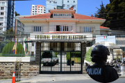 Policía refuerza resguardo en inmediaciones del Tribunal Supremo Electoral