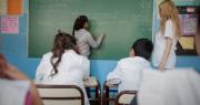 Aumento a docentes: el Gobierno confirmó una suba de los salarios, ¿cómo quedan en junio?
