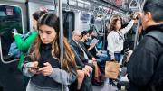 El excesivo uso de pantallas, ¿contribuye a un mayor desinterés electoral?