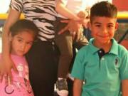 Degolló a sus dos hijos y se acostó junto a ellos: zafó de la perpetua