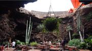 ¿Cenar dentro de una cueva volcánica? Este restaurante en Lanzarote desafía lo común