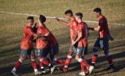 Cambaceres ganó y dejó el último lugar de la tabla