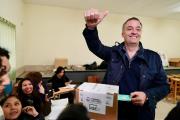 Manuel Adorni consiguió un amplio triunfo entre el voto extranjero en las elecciones