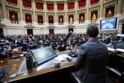 Escándalo en el Congreso: una diputada acusó a Milei de blanquear dinero sucio y empobrecer jubilados