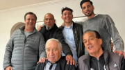 Carlos Bilardo tuvo una emotiva visita con ADN de Estudiantes