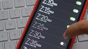 Qué significa cuando una persona se despierta antes de que le suene la alarma