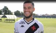 Video: Tiroteo interrumpe entrevista de Coutinho en plena práctica del Vasco da Gama