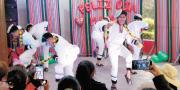 Estudiantes festejan a mamá con dos jornadas de danzas y música