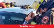 Rescatan a un menor atrapado en un vehículo en el estacionamiento del hospital