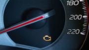 La luz del tablero del auto que desconcierta a todos: qué hacer si se enciende
