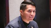 Andrónico rechaza “intromisión” judicial y del Ejecutivo en las elecciones; cita a sectores
