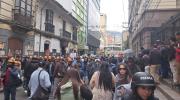 Marcha evista llega al centro paceño para presionar por la inscripción de Morales y la renuncia de Arce