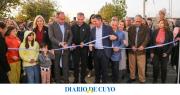Orrego inauguró obras de pavimentación en una populosa zona de Rivadavia