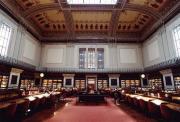 Cierra una de las bibliotecas más antiguas de Latinoamérica