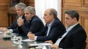 El Gobierno trató de seducir a los gobernadores con su plan para sacar dólares del colchón
