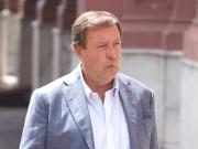 Tras la reunión por los dólares del colchón, un gobernador salió a pegarle al Gobierno: No entiende, no conoce y ni se preocupa por el Interior